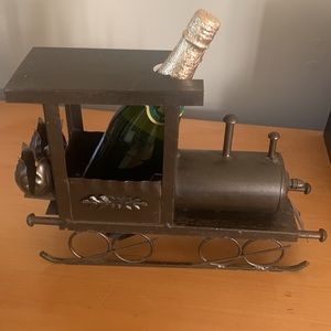 Vintage Hand Crafted Metal Train Wine Bottle / Decanter/ Shot Glass Holder